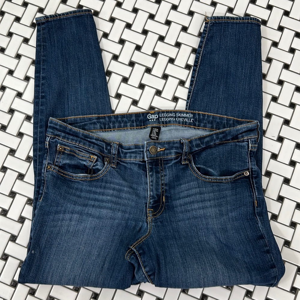 VGUC skinny jeans